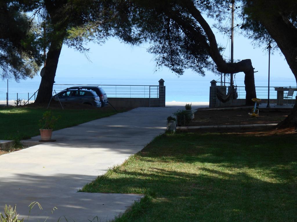 Brunello Seaside Apartments Λευκάδα Εξωτερικό φωτογραφία